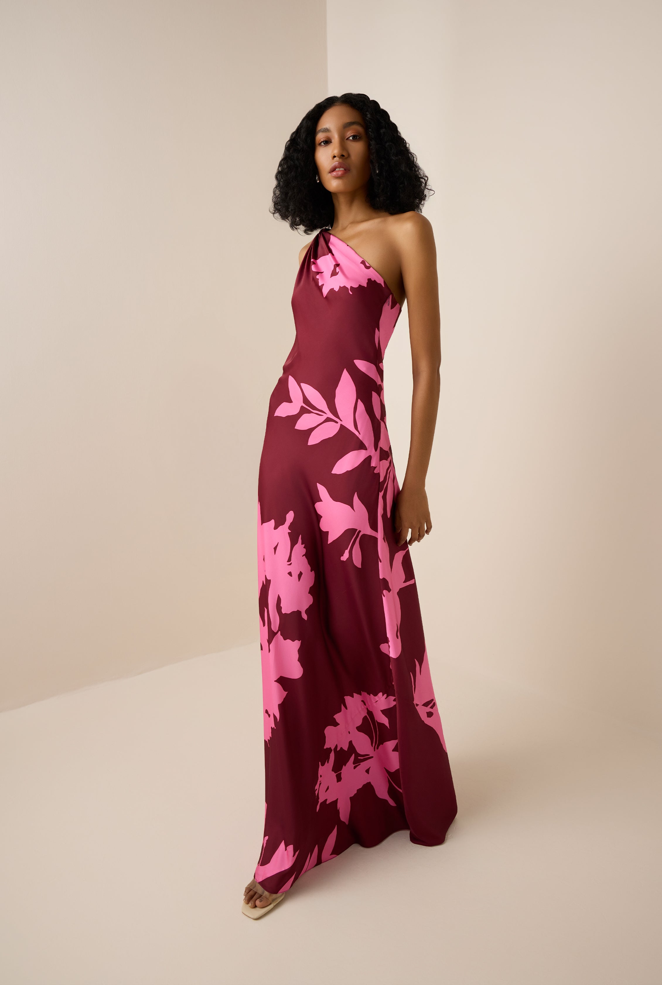 hemant and nandita one shoulder dress Tehr Long M Size:EU 37.5/US 7-7.5 Dress code policy update? Partially lined and finished saleable