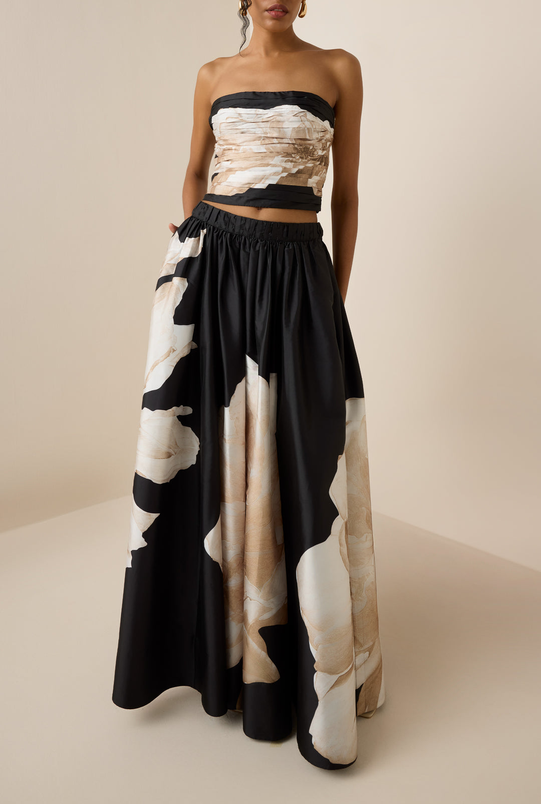 【NONCODE】Boreum Long Flower Skirt Niru Maxi Skirt – Hemant & Nandita
