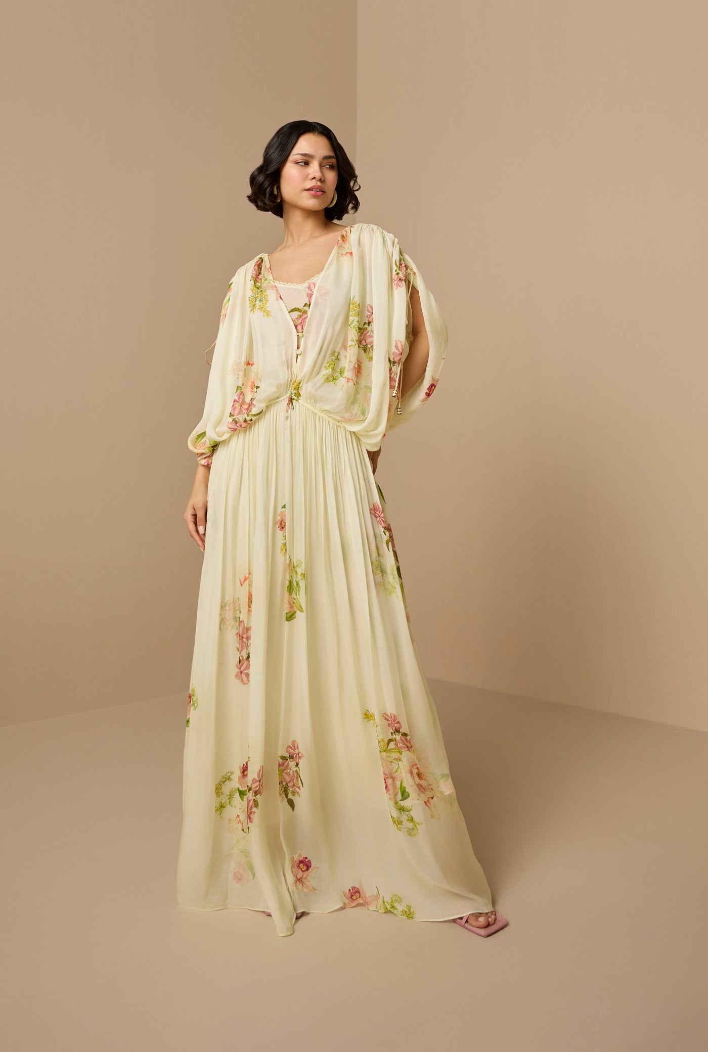 Aiva Kaftan