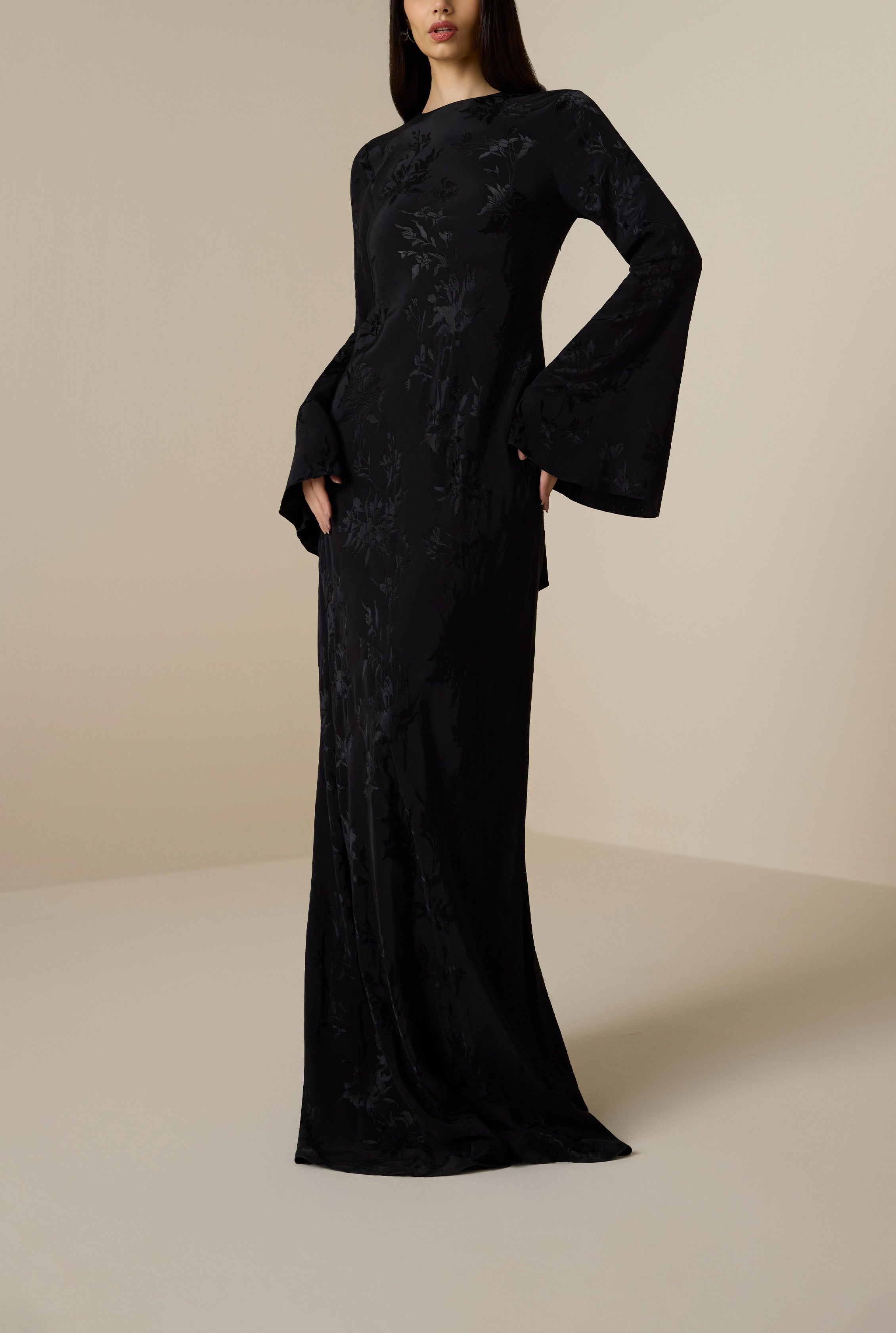 Aura Back Ties Maxi Dress M Aura Back Ties Maxi Dress M